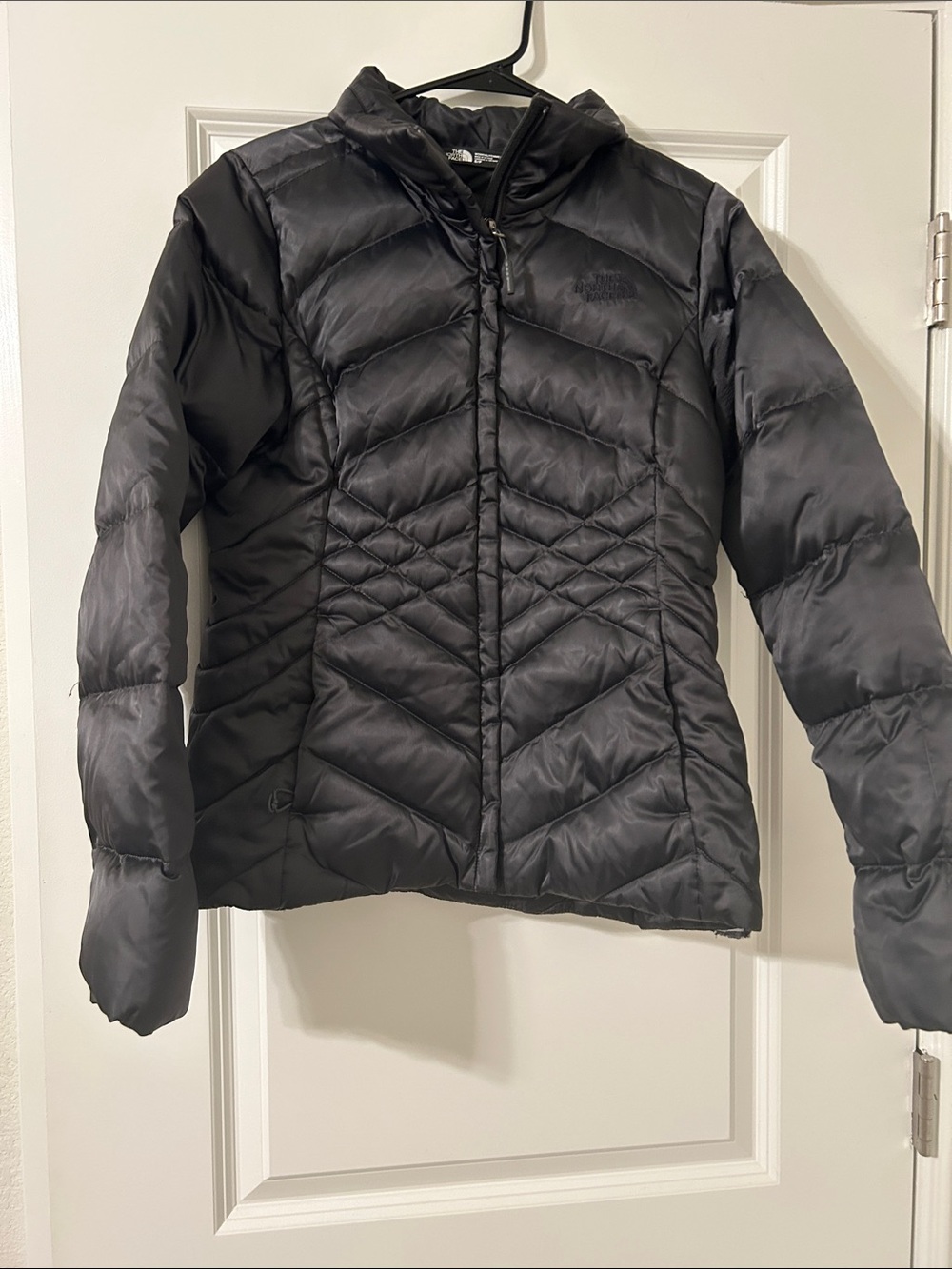 The North Face Women's Black Quilted Hooded Puffer Jacket